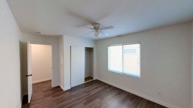 Building Photo - Spacious 4 Bedroom 3 Full Bathroom Home in...