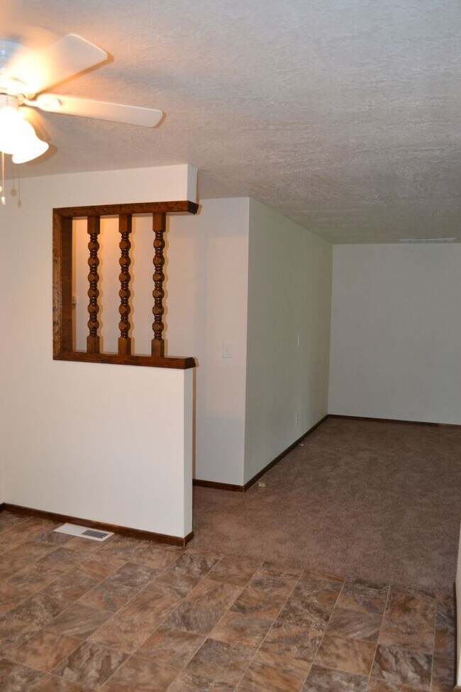 Building Photo - 489 Wormwood St SE