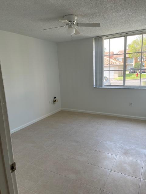Building Photo - 7864 Sonoma Springs Cir