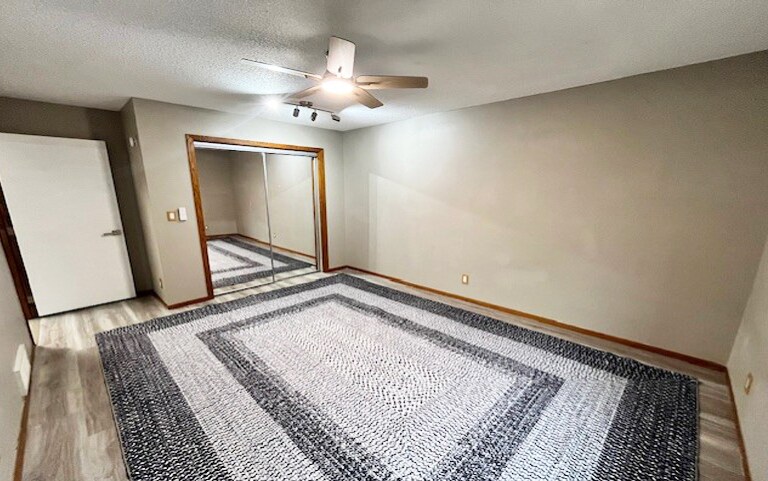 Building Photo - 3879 Polk St NE