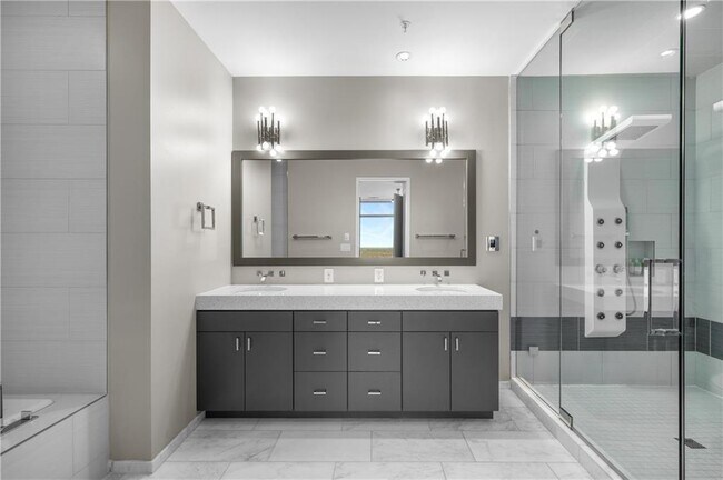 Building Photo - 45 Ivan Allen Jr Blvd NW