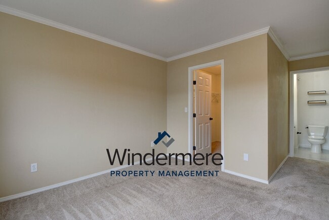 Building Photo - 3 Bed 2 Bath House in Spring Hollow