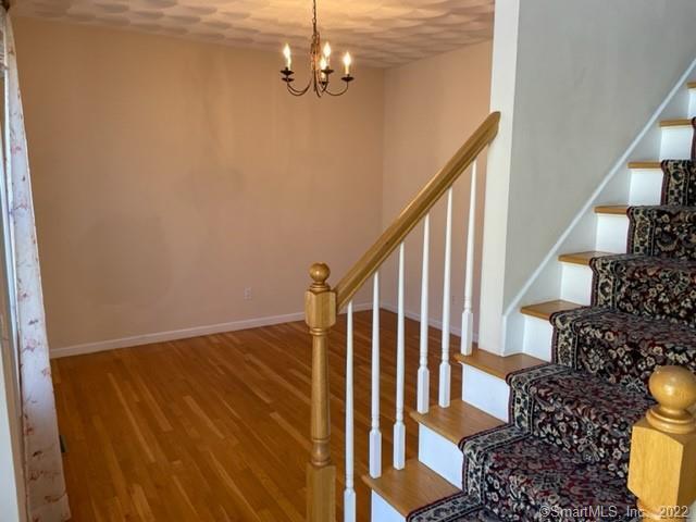 Building Photo - 155 Ledgeland Dr