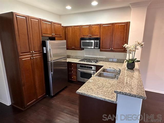 Building Photo - 11007 Catarina Ln
