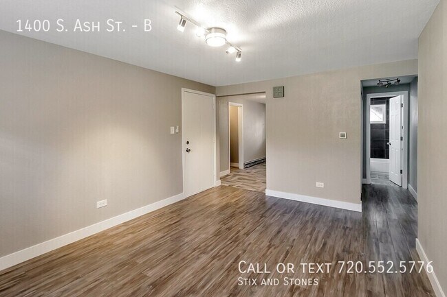 Building Photo - 1400 S Ash St