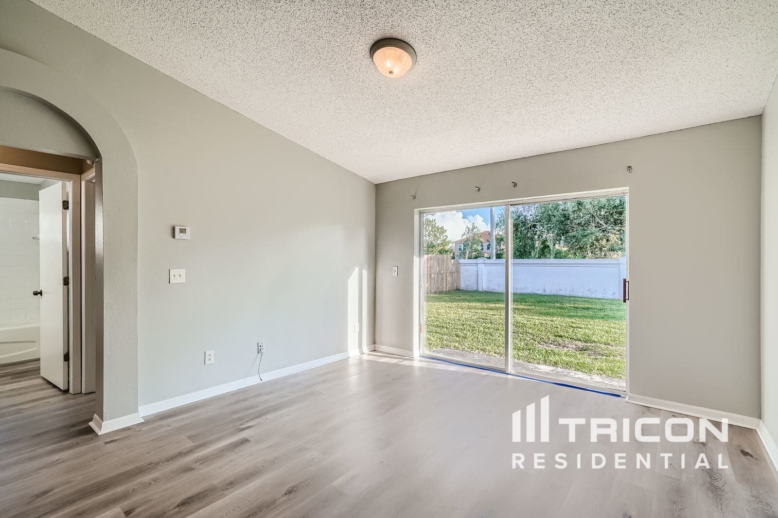Building Photo - 11809 Brenford Crest Dr