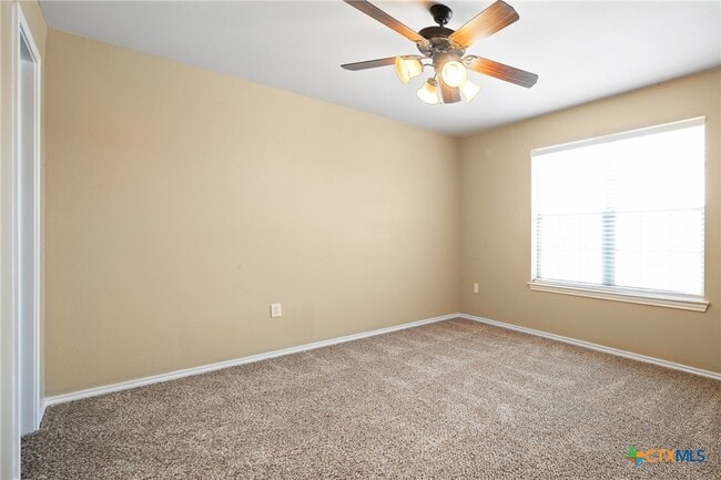 Building Photo - 314 Rosalie Dr