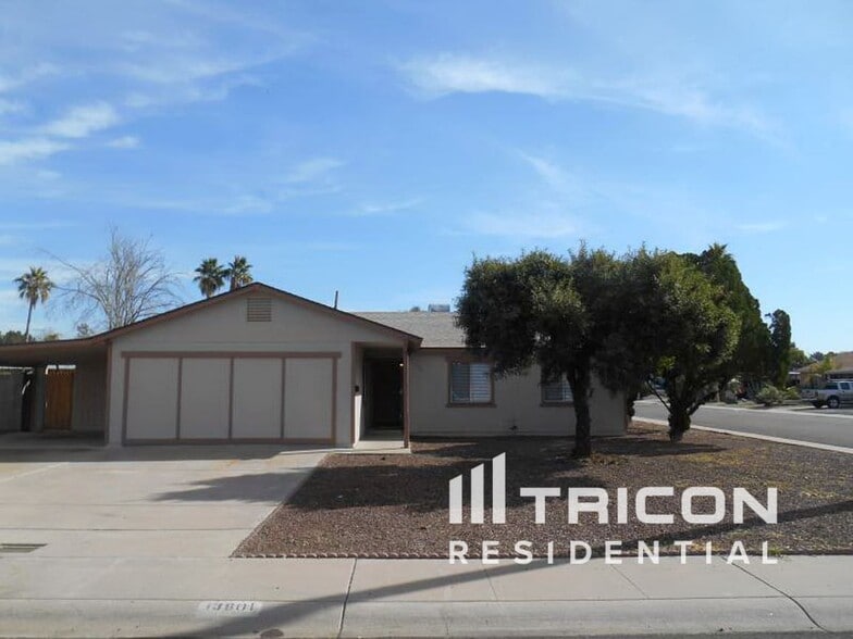 Primary Photo - 13601 N 41st St
