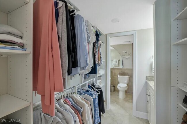 Building Photo - 5 Bluebill Ave