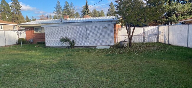 Building Photo - Brick Rancher ***Coming soon March 1st***