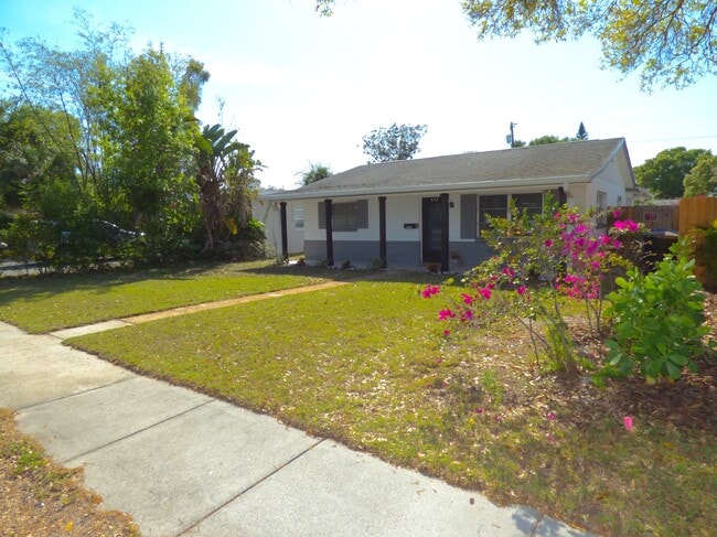 Building Photo - 632 50th St N