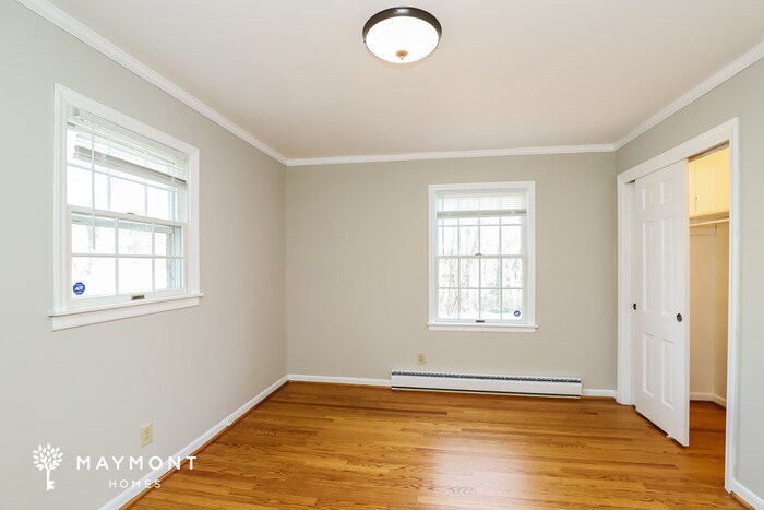 Building Photo - 3413 Langdale Dr
