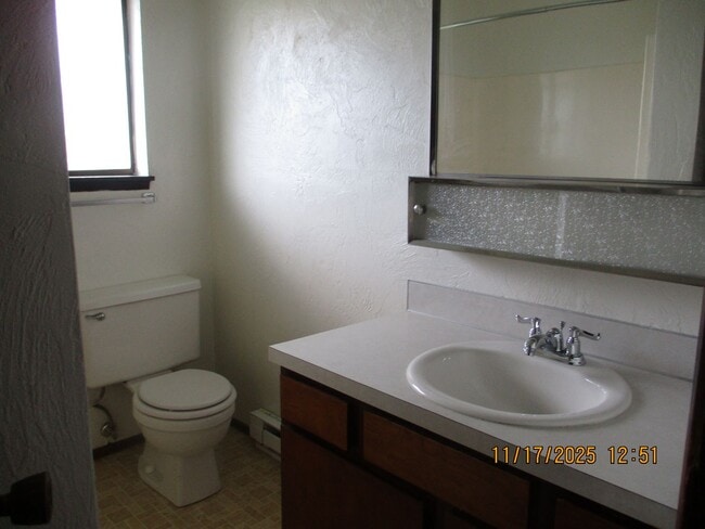 Building Photo - 1113 Ruby Ct