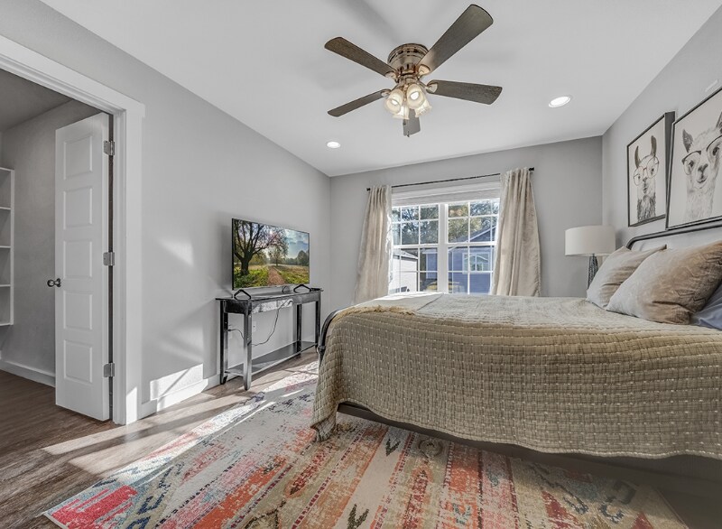 Building Photo - 3320 Robin Ln