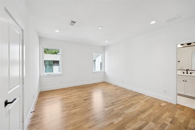 Building Photo - 5638 Winton St