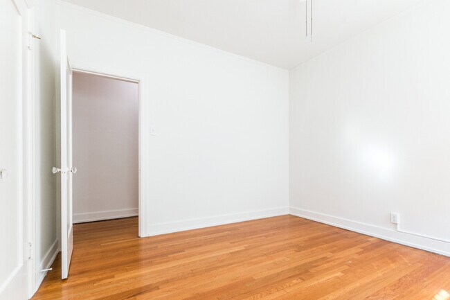 Building Photo - Mansfield Apartments