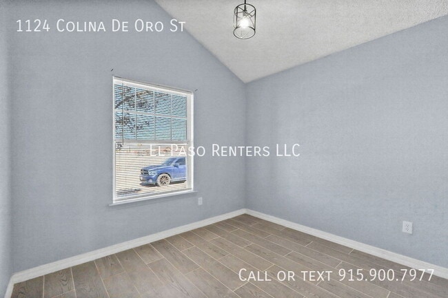 Building Photo - 1124 Colina De Oro St