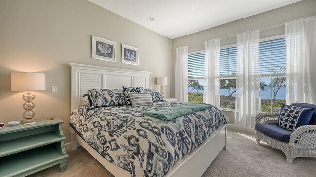 Building Photo - 280 St Lucia Dr