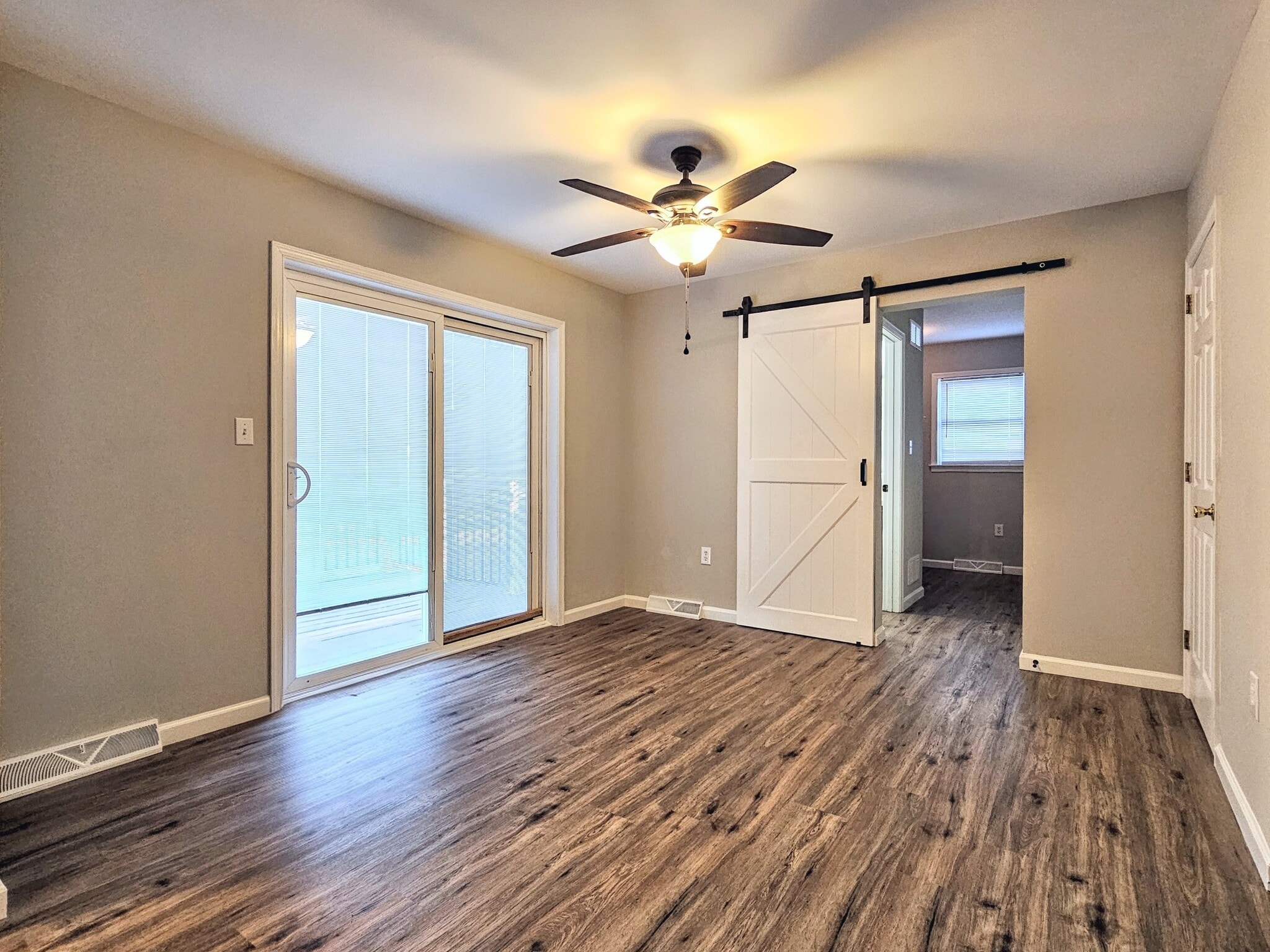 Building Photo - 35 Sunrise Cir