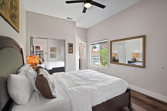 Building Photo - 105 N Kavenish Dr