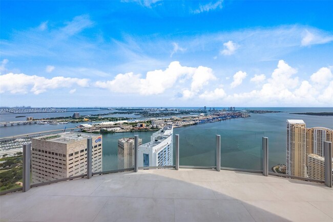 Building Photo - 300 Biscayne Blvd Way