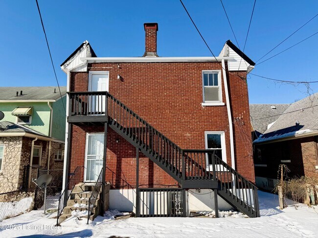 Building Photo - 729 S 39th St