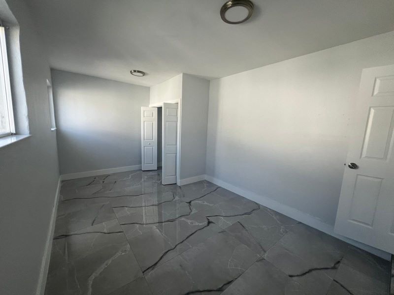 Building Photo - 3300 SW 127th Ave