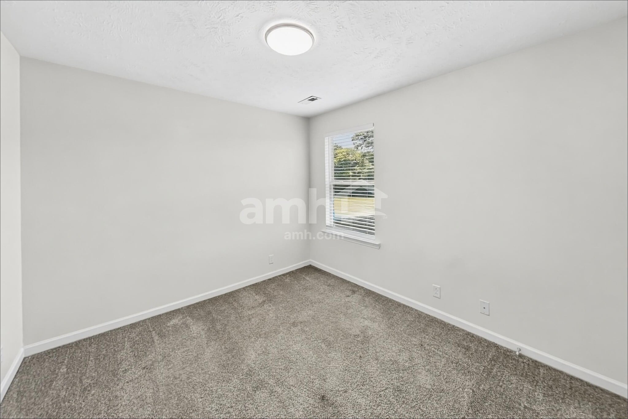 Building Photo - 1034 Shallow Water Way