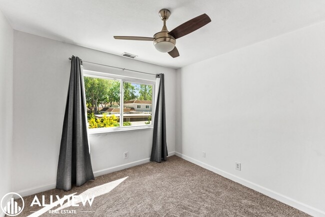 Building Photo - Spacious 3 Bed/2.5 Bath, 2-Story Home with Private Patio Available Now!