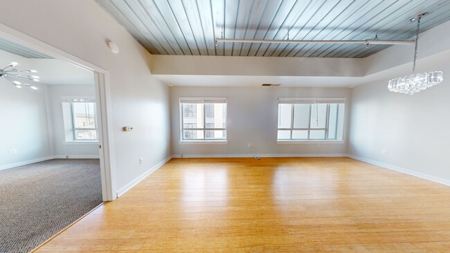 Building Photo - Modern 1 BR w/ SS appliances at The Lofts ...