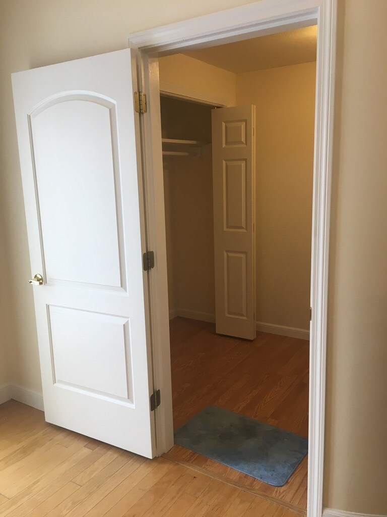 Closet door - 3875 Union St