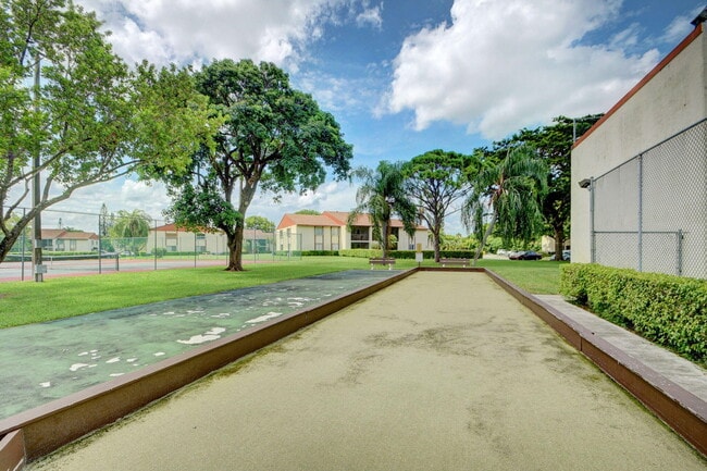 Building Photo - 4996 Sable Pine Cir