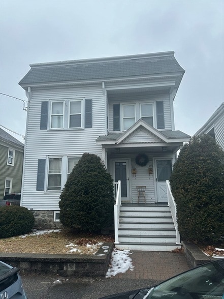 Building Photo - 309 Newton St