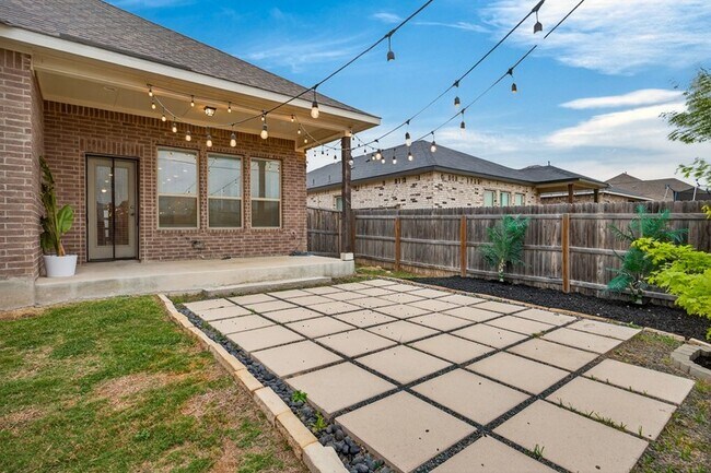 Building Photo - 14350 Gold Rush Pass