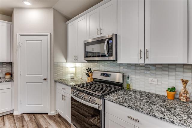 Building Photo - 2833 Brittlebush Dr