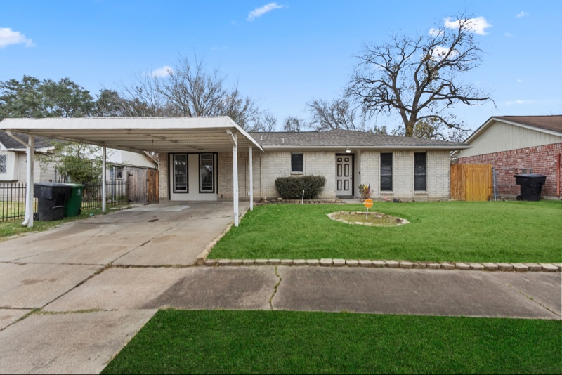 Building Photo - 5019 Brisbane Dr