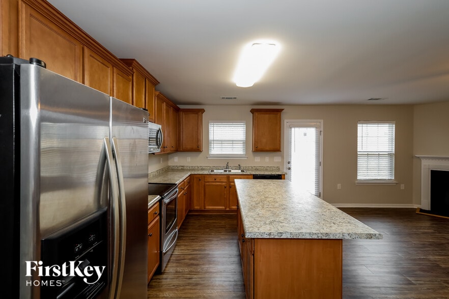 Building Photo - 11721 Ragan Elizabeth Ct