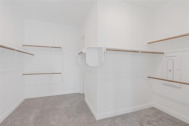 Building Photo - 301 Northcrest Dr