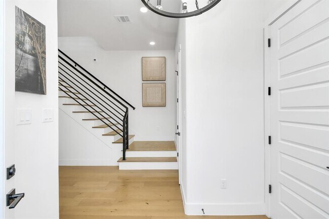 Building Photo - 1812 Lula St
