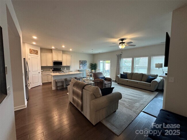 Building Photo - 4165 Canopy Creek Dr