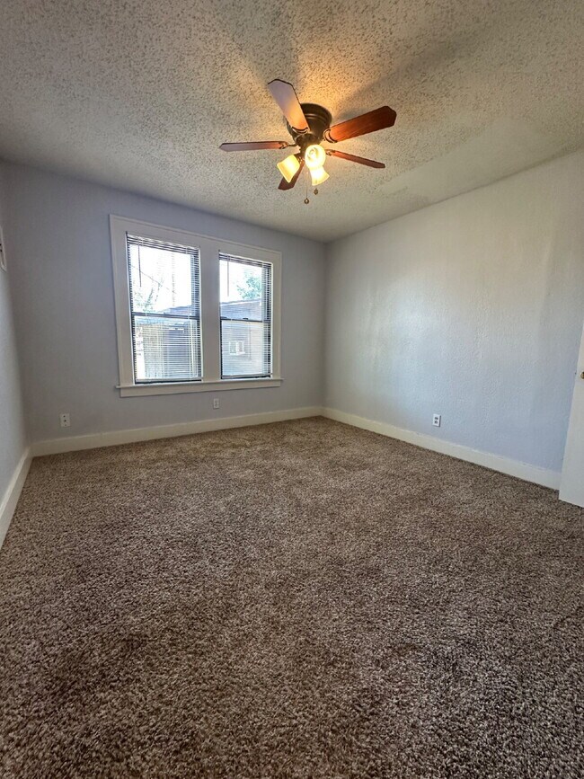 Building Photo - Close to Texas Tech University and Downtown