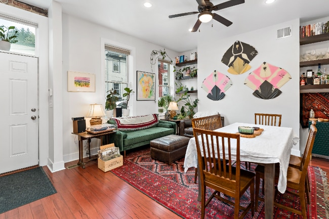 Building Photo - 254 38th St