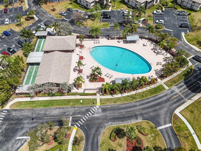 Building Photo - 9887 N Belfort Cir