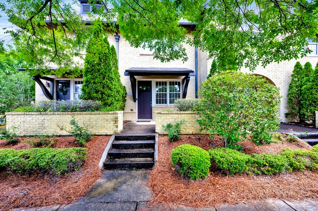 Building Photo - 202 Barristers Ct