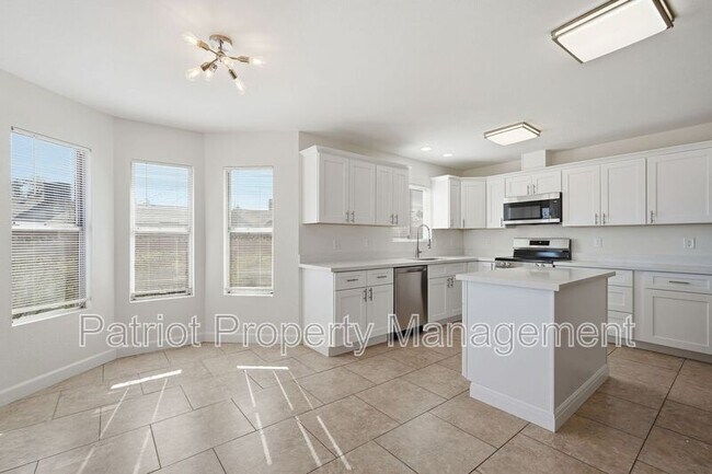 Building Photo - 3701 W Keim Dr