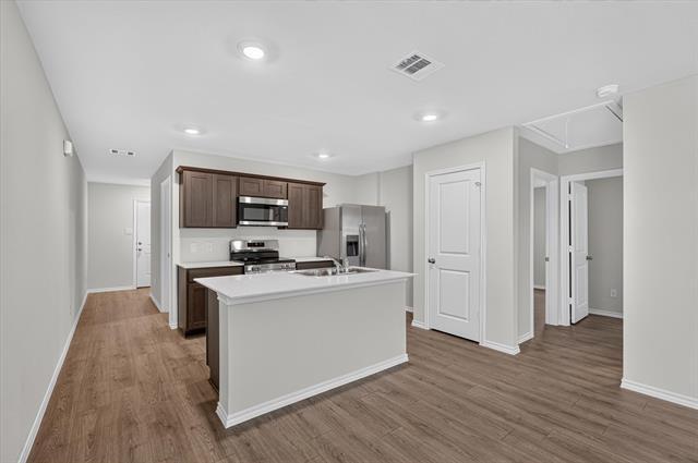 Building Photo - 1128 Northfield Dr