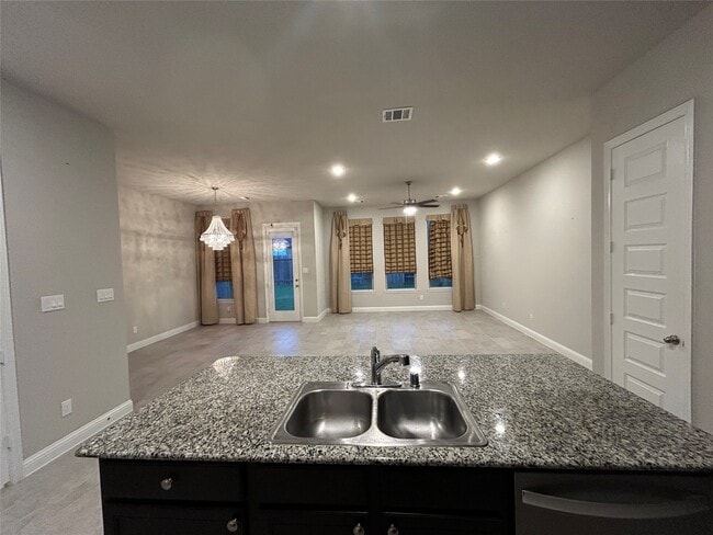 Building Photo - 326 Summer Landing Ct