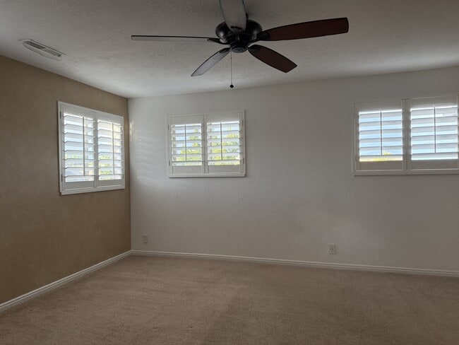 Building Photo - 7691 Willow Walk Ln