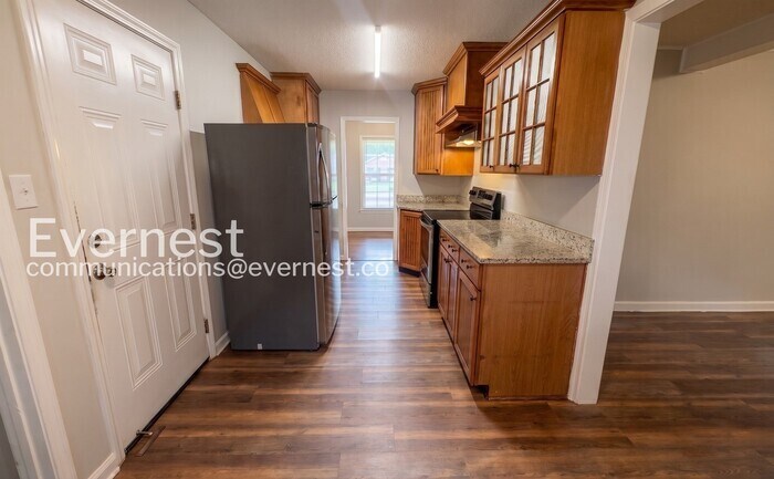 Building Photo - 8474 Charleston Dr