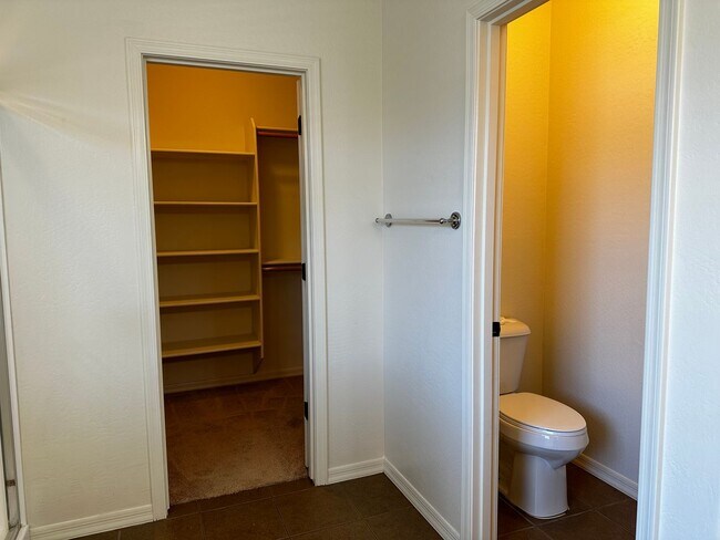 Building Photo - 4 BD + DEN IN CORTESSA IN WADDELL